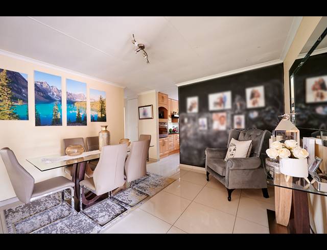 3 BEDROOM HOUSE SOLD IN HALFWAY GARDENS